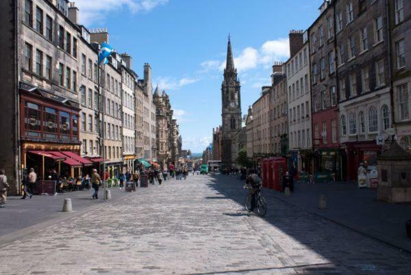 Parliament Square - Royal Mile Apartment Edinburgh Exterior photo